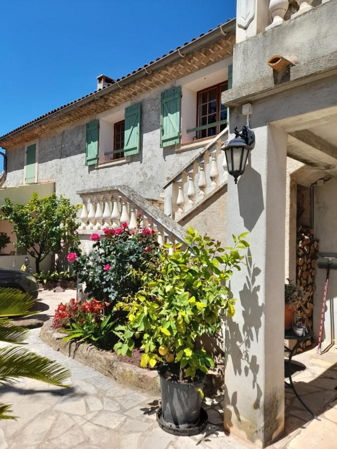 La Ferme Des Oliviers Villa Solliès-Pont Екстериор снимка